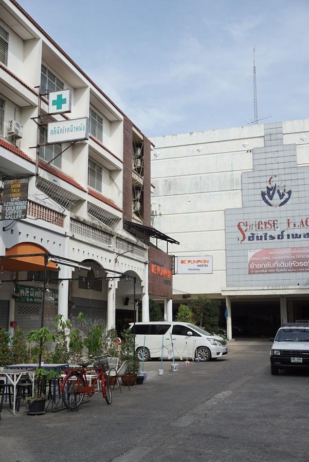 De Pumpkiin Hostel Αγιουτάγια Εξωτερικό φωτογραφία