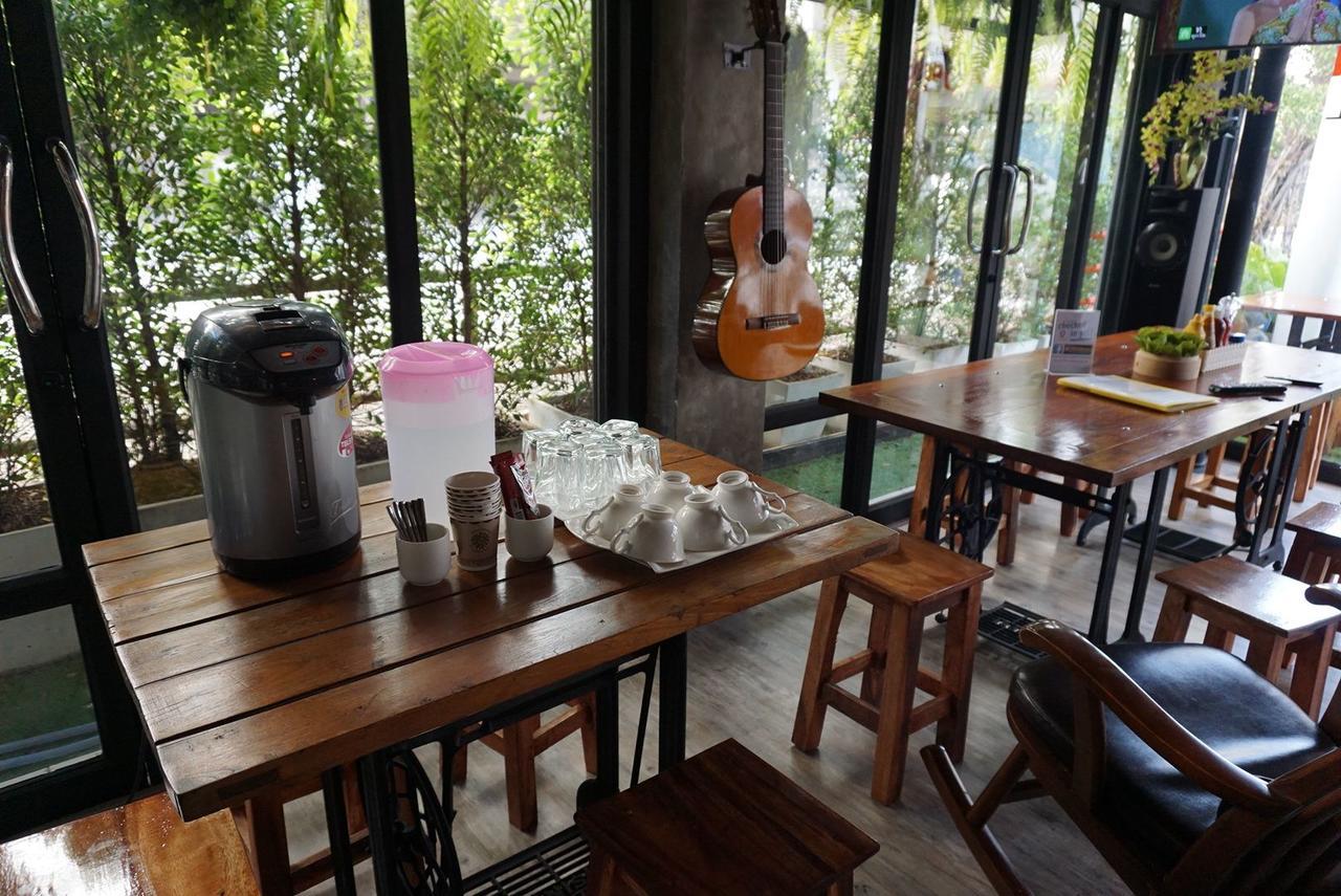 De Pumpkiin Hostel Αγιουτάγια Εξωτερικό φωτογραφία